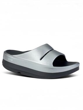 Oofos OOmega OOahh Luxe Slides Size 7